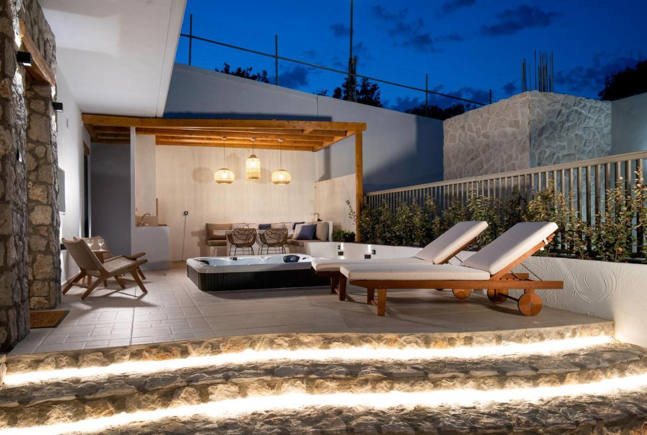 Lithos Luxury Villa อาร์คานเยโลส ภายนอก รูปภาพ