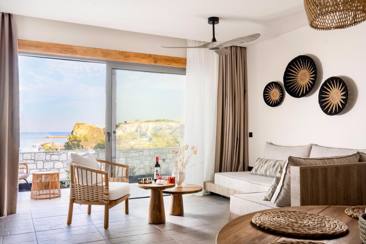 Lithos Luxury Villa อาร์คานเยโลส ภายนอก รูปภาพ