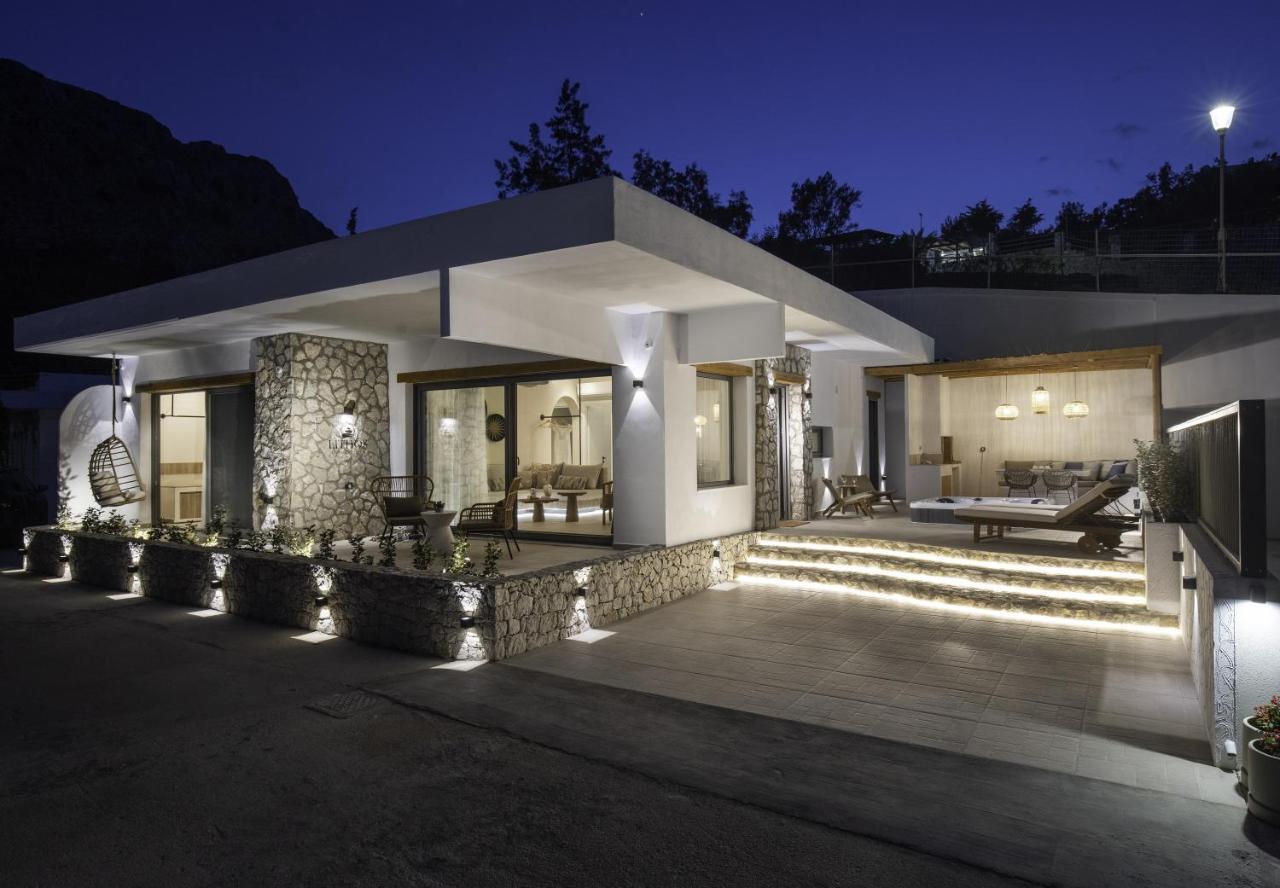 Lithos Luxury Villa อาร์คานเยโลส ภายนอก รูปภาพ