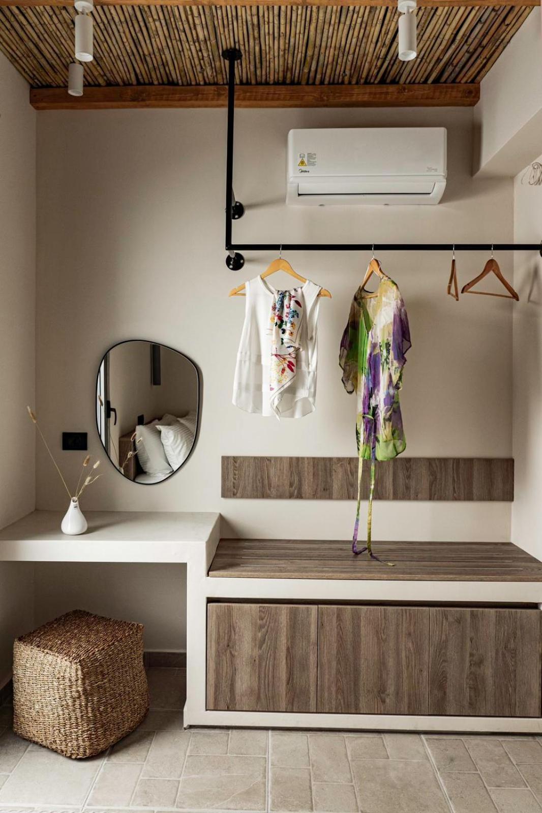 Lithos Luxury Villa อาร์คานเยโลส ภายนอก รูปภาพ