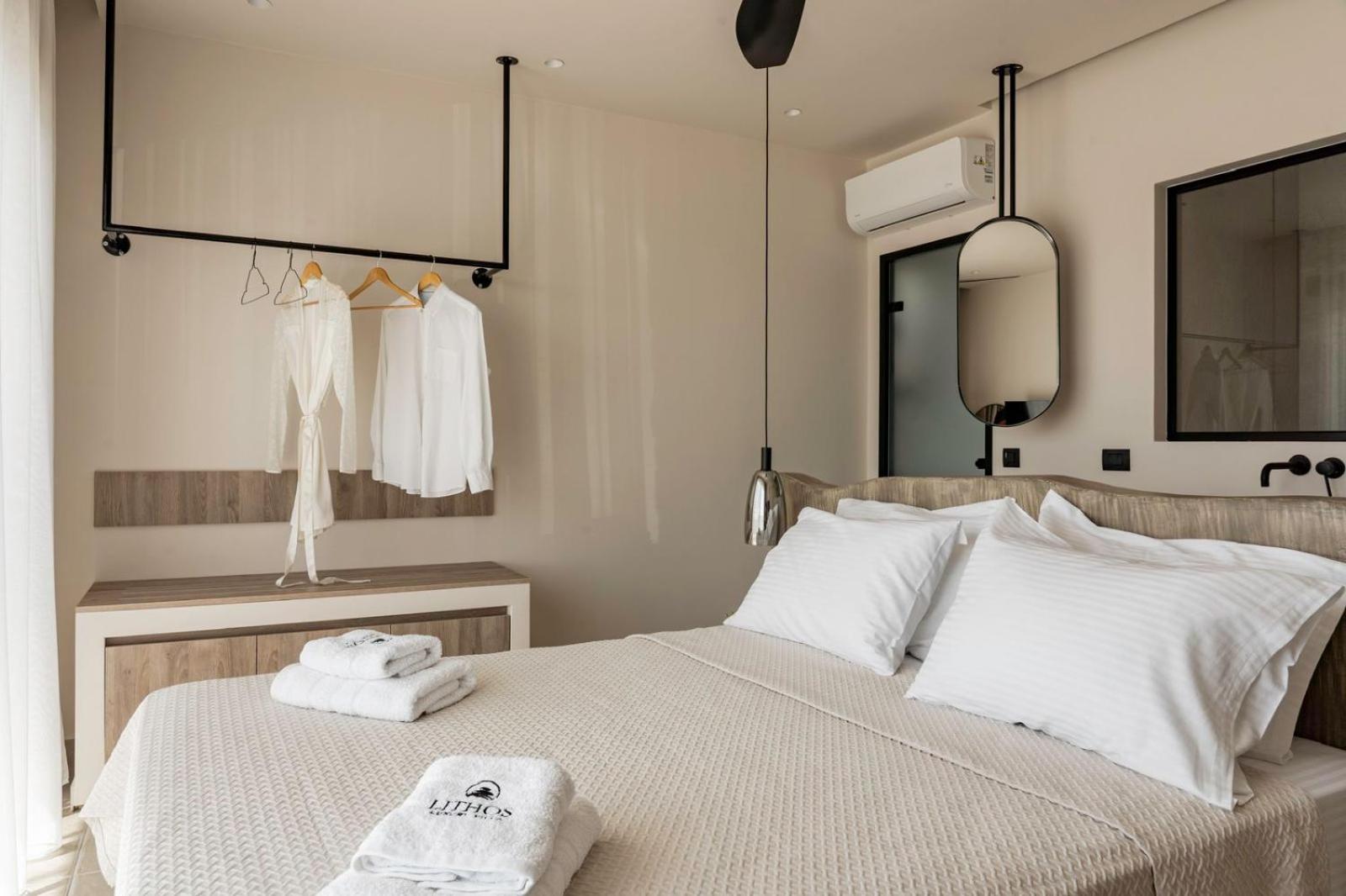 Lithos Luxury Villa อาร์คานเยโลส ภายนอก รูปภาพ